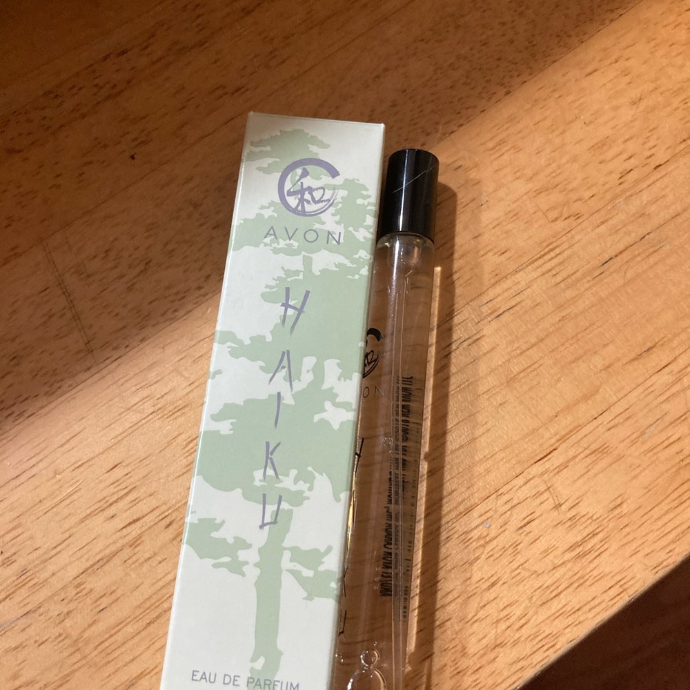 Avon Haiku Travel Spray.  SOLD OUT
